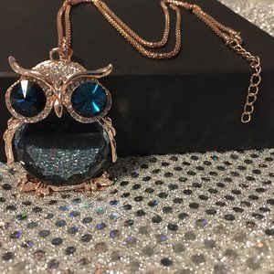 moderno collar con colgante